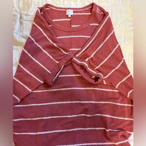 Francesca’s stripped t shirt (M)